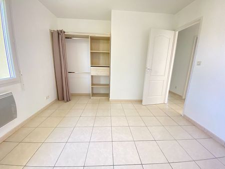 Location Maison 4 pièces 89m² - Photo 3
