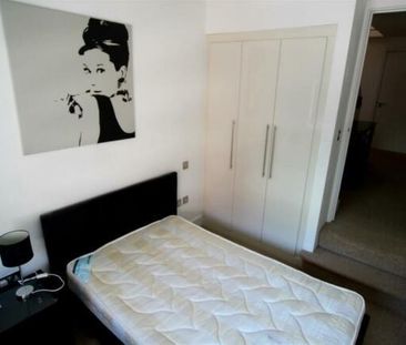 2 bedroom duplex to rent - Photo 2