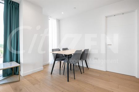 37 Clarendon Road, Watford - Photo 3
