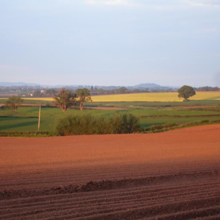 5 bedroom detached house to rent - Photo 1