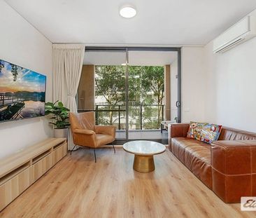 Luxury Apartment Great Location - Photo 6