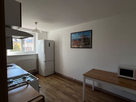 Pronájem bytu 2+1 • 62 m² bez realitkyKrátká, Hulín - Hulín, Zlínský kraj - Fotografie 3