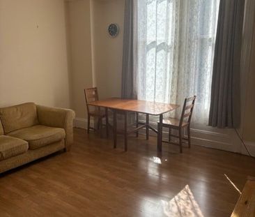 1 Bed Flat, Normanton Avenue, L17 - Photo 3