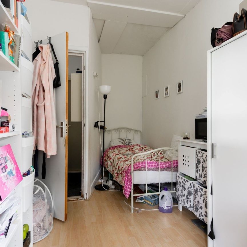 Kamer beschikbaar voor één jaar in de Korrewegwijk, Groningen - Photo 1