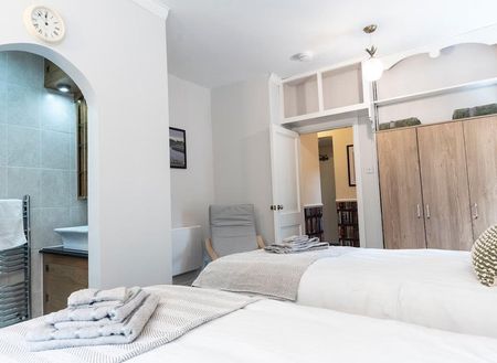 Saint Andrew's Road South - Photo 4