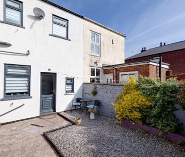 2 bedroom terraced house to rent - Photo 5