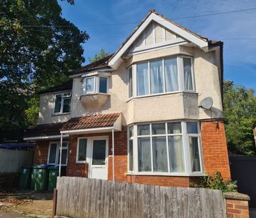 Room in a Shared House, Woodside Road, SO17 - Photo 6