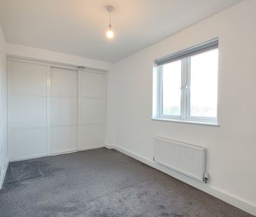 Windmill Lane, Hanwell - Photo 2