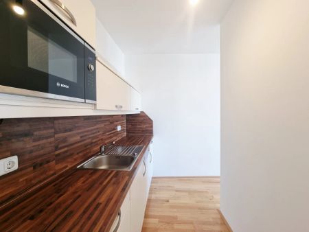 Urbanes Wohnen mit Lift & Loggia – 62,60 m², 5. Etage, sofort verfügbar | € 849,- inkl. BK & USt. - Foto 3