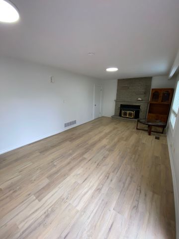 For Lease - 3635 Bluestream Crescent Unit# Lower, Mississauga, Ontario - Photo 2