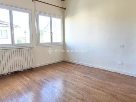 Location Maison 5 pièces 145 m2 à Albi - Photo 5