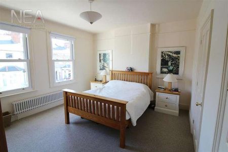 De Montfort Road, Reading, Berkshire, RG1 - Photo 5