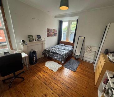 6 bedroom flat to rent - Photo 5