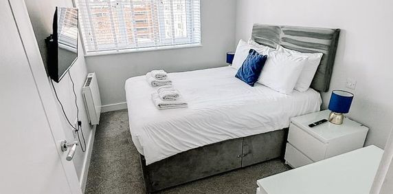 1 bedroom flat to rent - Photo 2