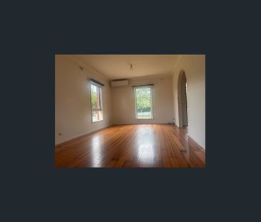 Well-Maintained 2-Bedroom Unit with Spacious Yard - Photo 1