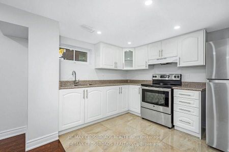 For Lease - 2095 Haig Drive Unit# Basement, Elmvale Acres and Area, Ontario - Photo 4