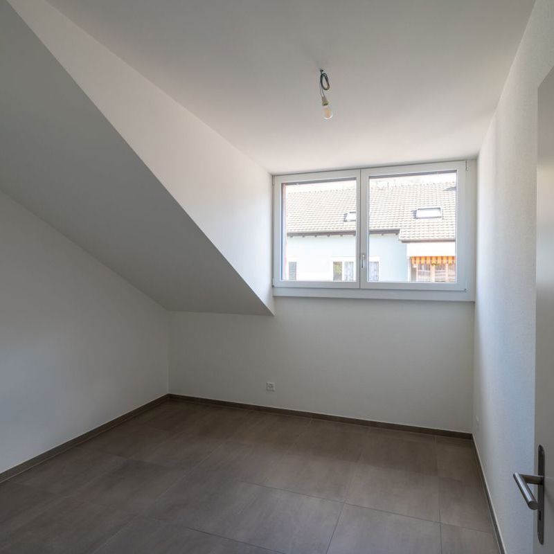 moderne Wohnung mit eigenem Waschturm - Photo 1