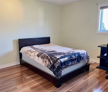 For Lease - 729 DONJON Court, Windsor, Ontario - Photo 3