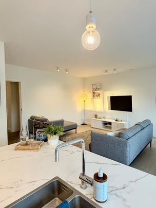Appartement te huur - foto 1