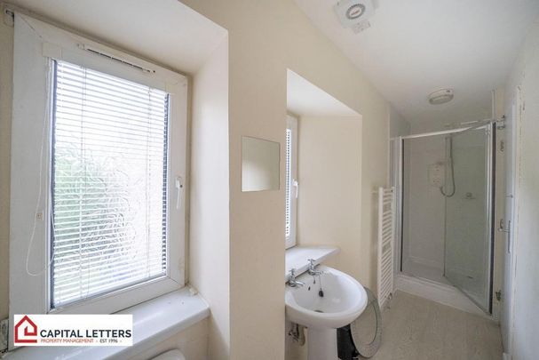 3 bedroom flat to rent - Photo 1