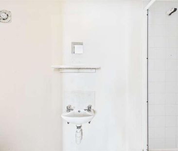 Albert Street, Slough, Berkshire, SL1 - Photo 5