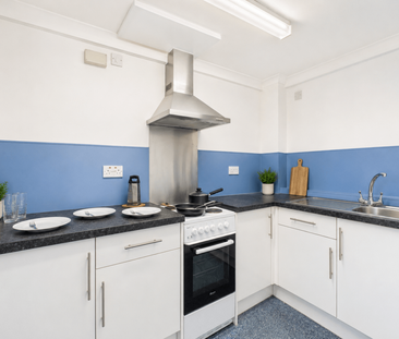1 bedroom flat to rent - Photo 3