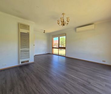 3 BEDROOM UNIT IN A QUIET LOCATION - Photo 3