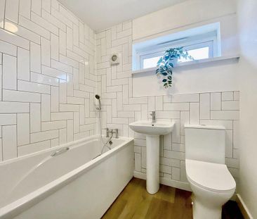 3 bed terraced house to rent in NE63 - Photo 2