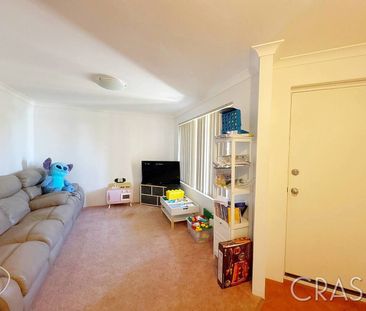 4x2 House in Waikiki with Double Garage - Photo 1