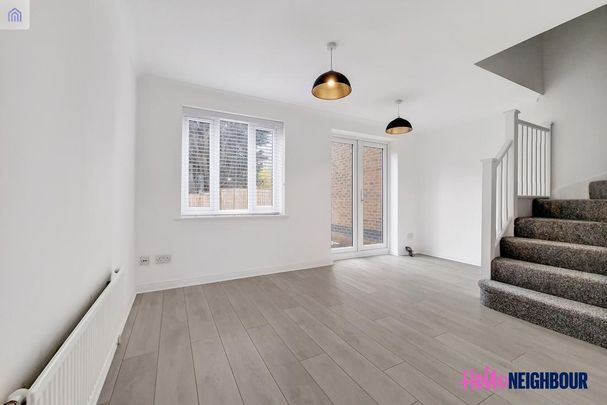 2 bedroom terraced house to rent - Photo 1