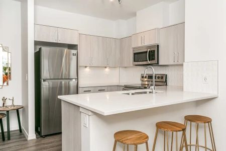 The Hat at Five Corners — 3 Bedroom - Photo 5