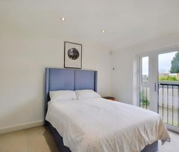 1 bedroom semi-detached house to rent - Photo 2