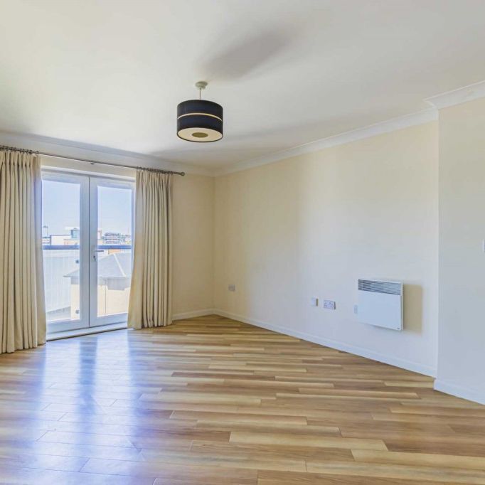 1 bed Flat for rent - Photo 1