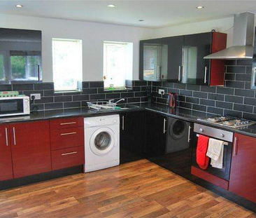 3 Bed - 29 Park View Road, Burley, Leeds - LS4 2LG - Student - Photo 1