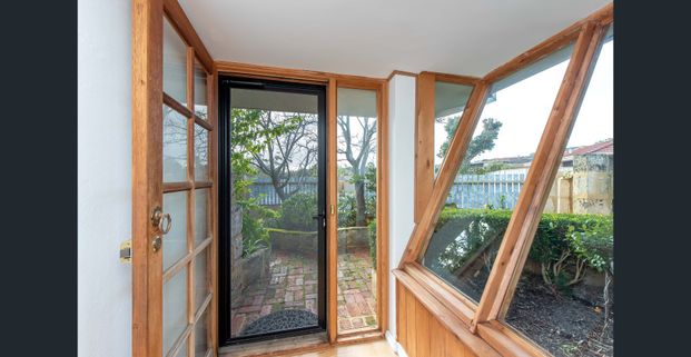 Boastful in Beldon! - Photo 1