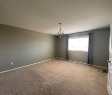 For Lease - 2329 Blue Oak Circle, Oakville, Ontario - Photo 5