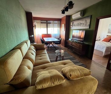 Piso de alquiler en Barrio del Nervión - Photo 1