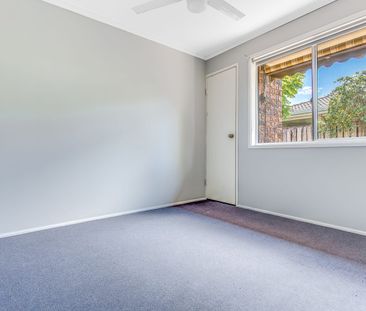 Side Access on 700m2 of Land - Photo 3