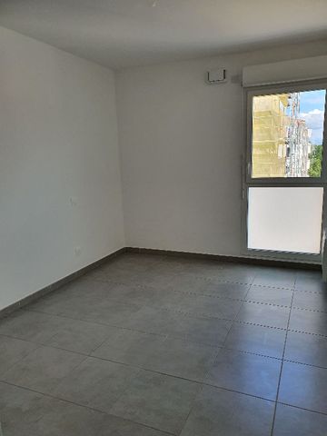 Location Appartement 3 pièces 66m² PERPIGNAN 66000 - Photo 2