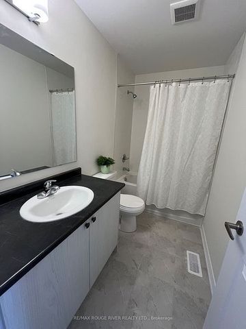 For Lease - 677 Ribstone Court, Oshawa, Ontario - Photo 4