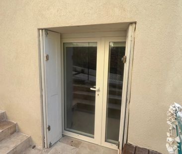 Location studio meublé - Photo 1