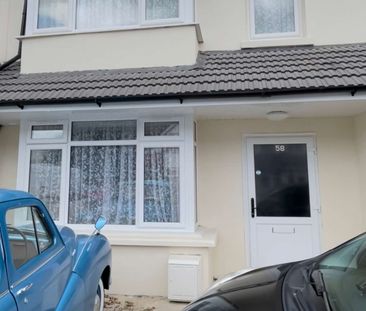 Stratford Road Room 5 Second Floor Room - Photo 1