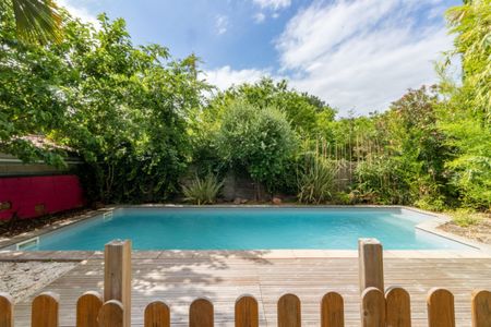 Très belle maison au coeur de Caudéran avec piscine et garage - Photo 4