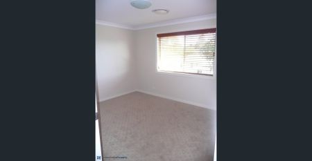 Executive Unit! Prestige Townhouse! - Photo 2