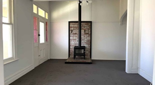 CARTERTON - 2 BEDROOMS - Photo 1