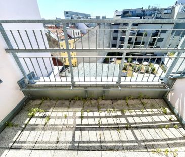 Charmante 2-Zimmer-Wohnung mit Terrasse in bester Lage nahe U4 Meid... - Photo 2