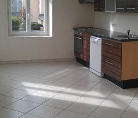 Location Appartement 1 pièce 32m² BEAUVAIS 60000 - Photo 2