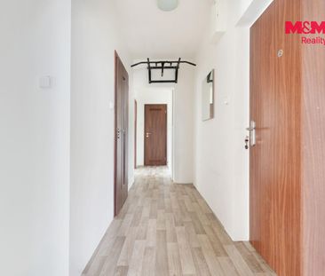 Pronájem bytu 4+1 70 m², Dánská 2264, Kladno Kročehlavy - Photo 1