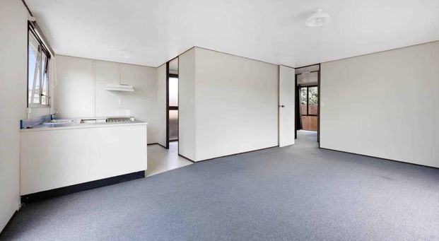 Comfortable 2-Bedroom Home - Photo 1