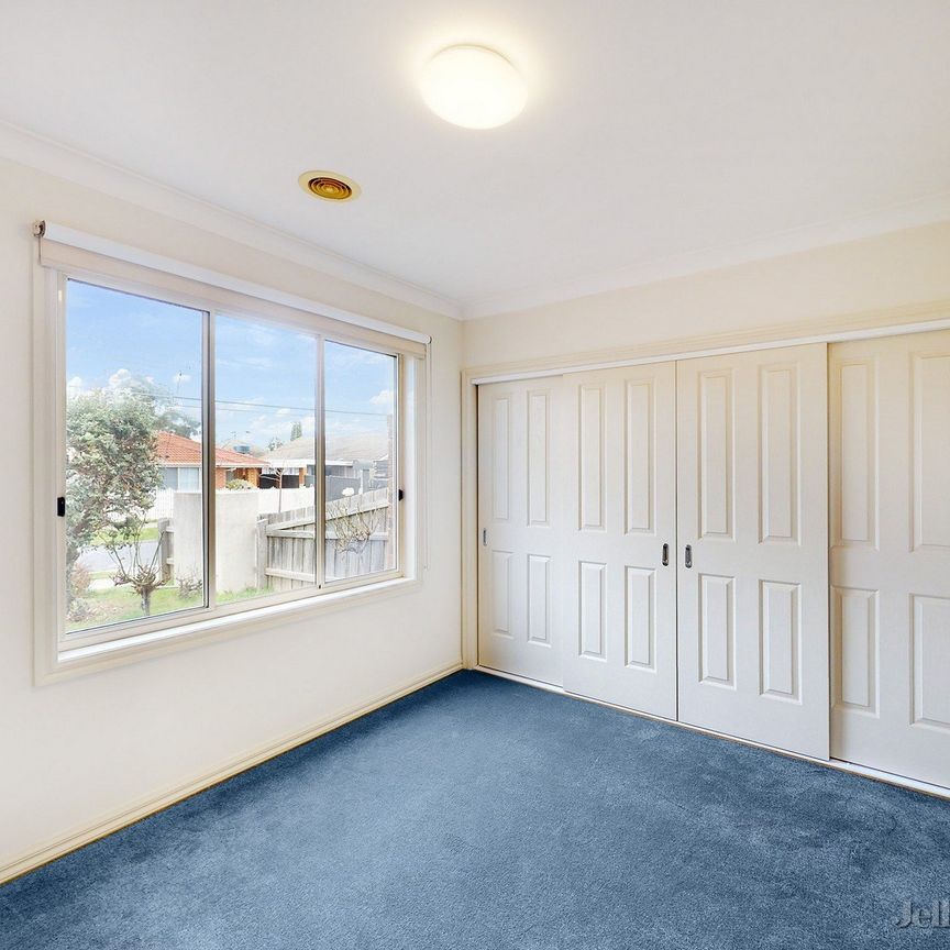 1/19 Clydesdale Road, Airport West - Photo 1